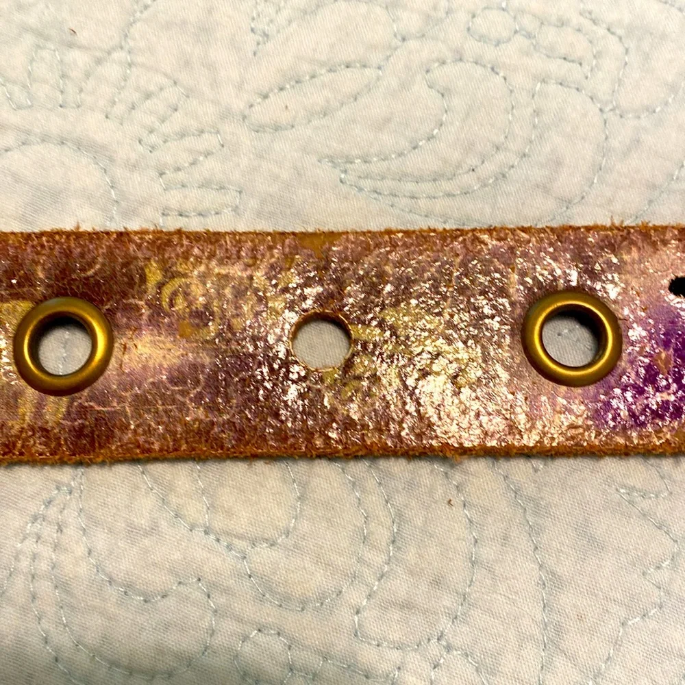 Ed Hardy Vintage Purple Belt with Gold Buckle - Picture 4 of 10